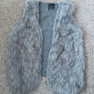 Faux fur vest, Medium
